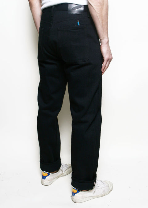  Relaxed Strider // 17oz Cryptic Stealth